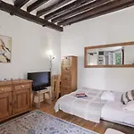 Bnbnook - Modern Comfort By The Seine & Notre-Dame