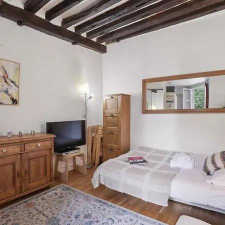 Bnbnook - Modern Comfort By The Seine & Notre-dame Paris